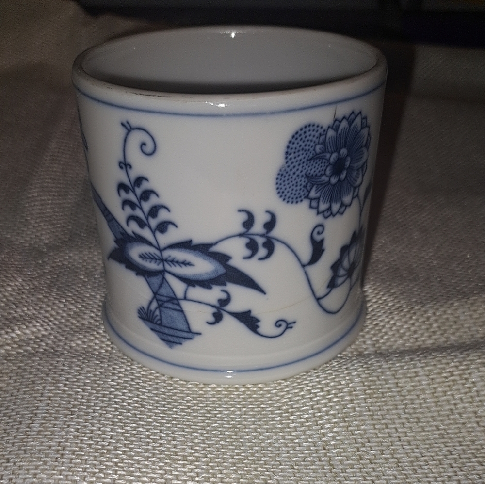Blue Danube Blue Onion Short Cup